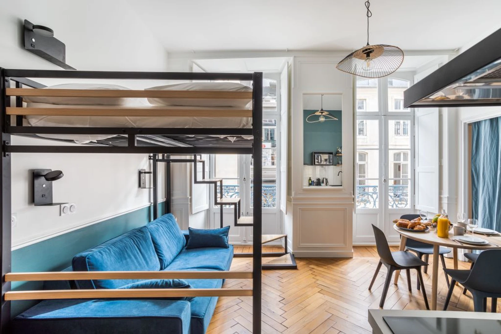 Komplette Wohnung voll möbliert in Rennes