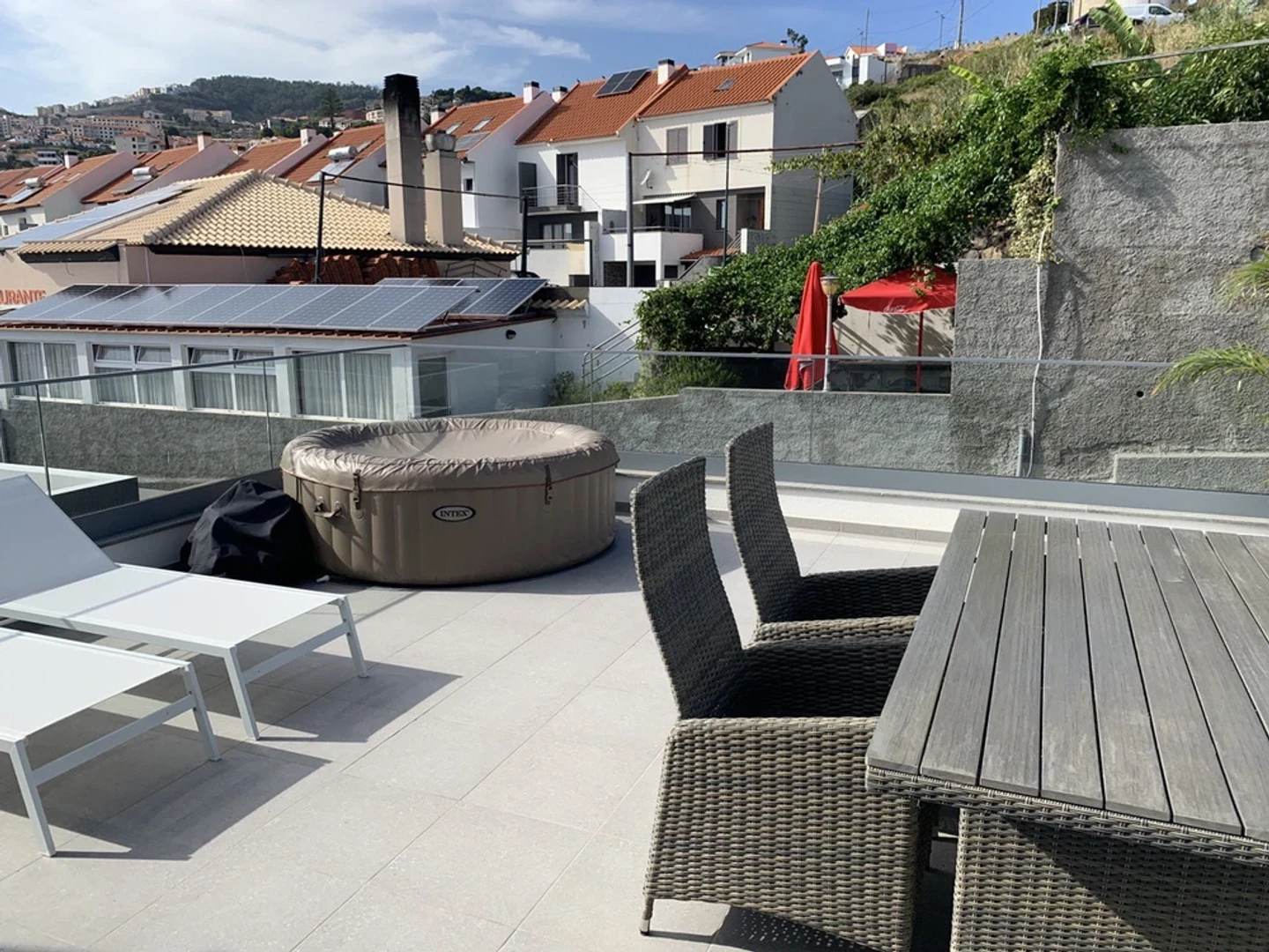 Komplette Wohnung voll möbliert in Madeira