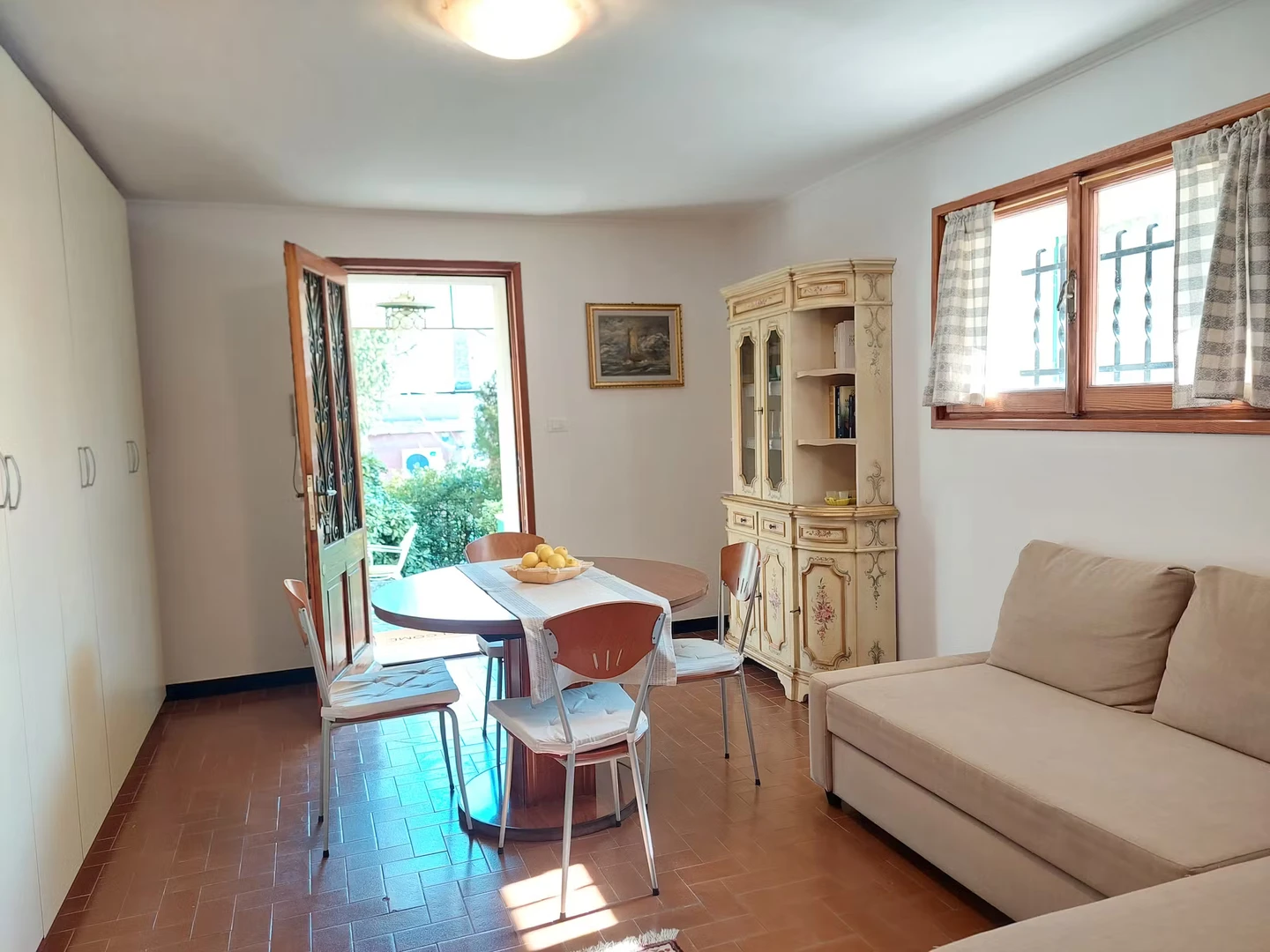 Logement avec 3 chambres à Gênes