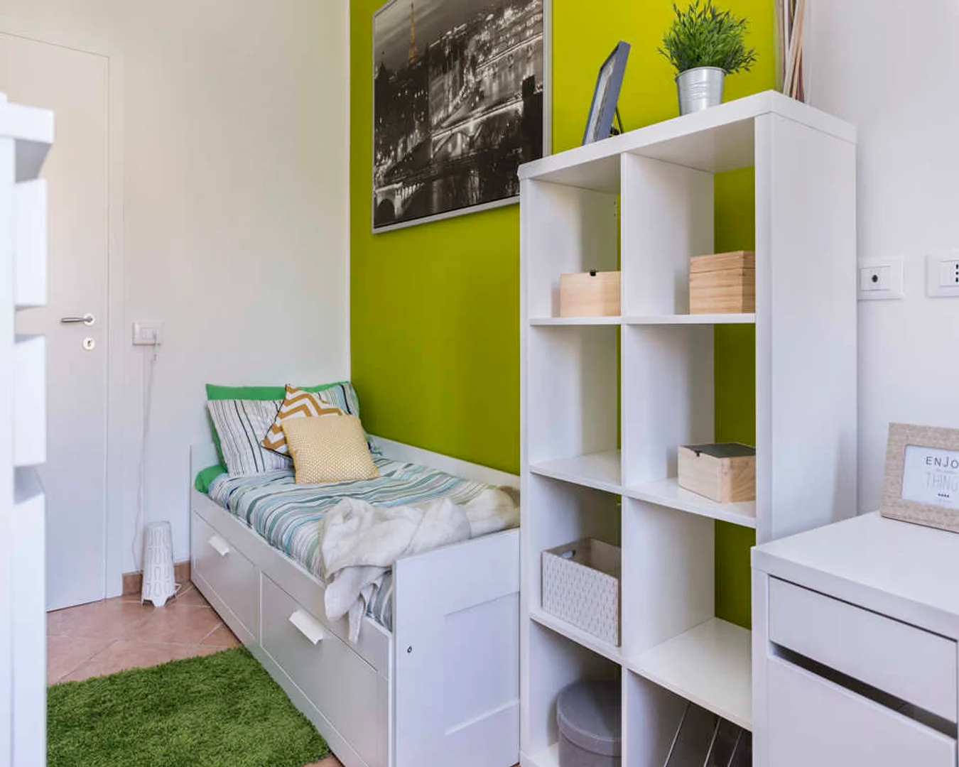 Bezahlbares Zimmer für Studenten mit ausreichender Beleuchtung in 