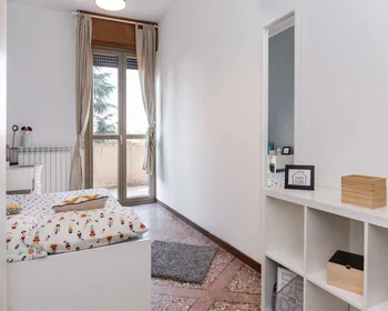 Habitación privada en Viale Giovanni Vicini, imagen 4 de 30