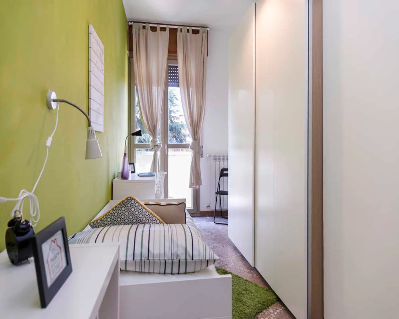 Studentenfreundliches Zimmer in mit modernen Annehmlichkeiten