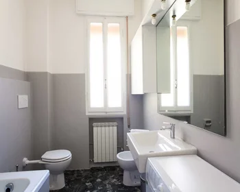Chambre privée à Via Oberdan, image 10 de 12
