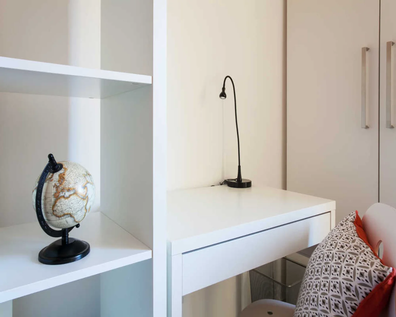 Chambre à louer dans un appartement d'étudiant à , entièrement meublée