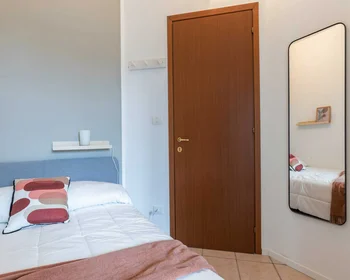Private room at Strada del Fortino, image 8 of 16