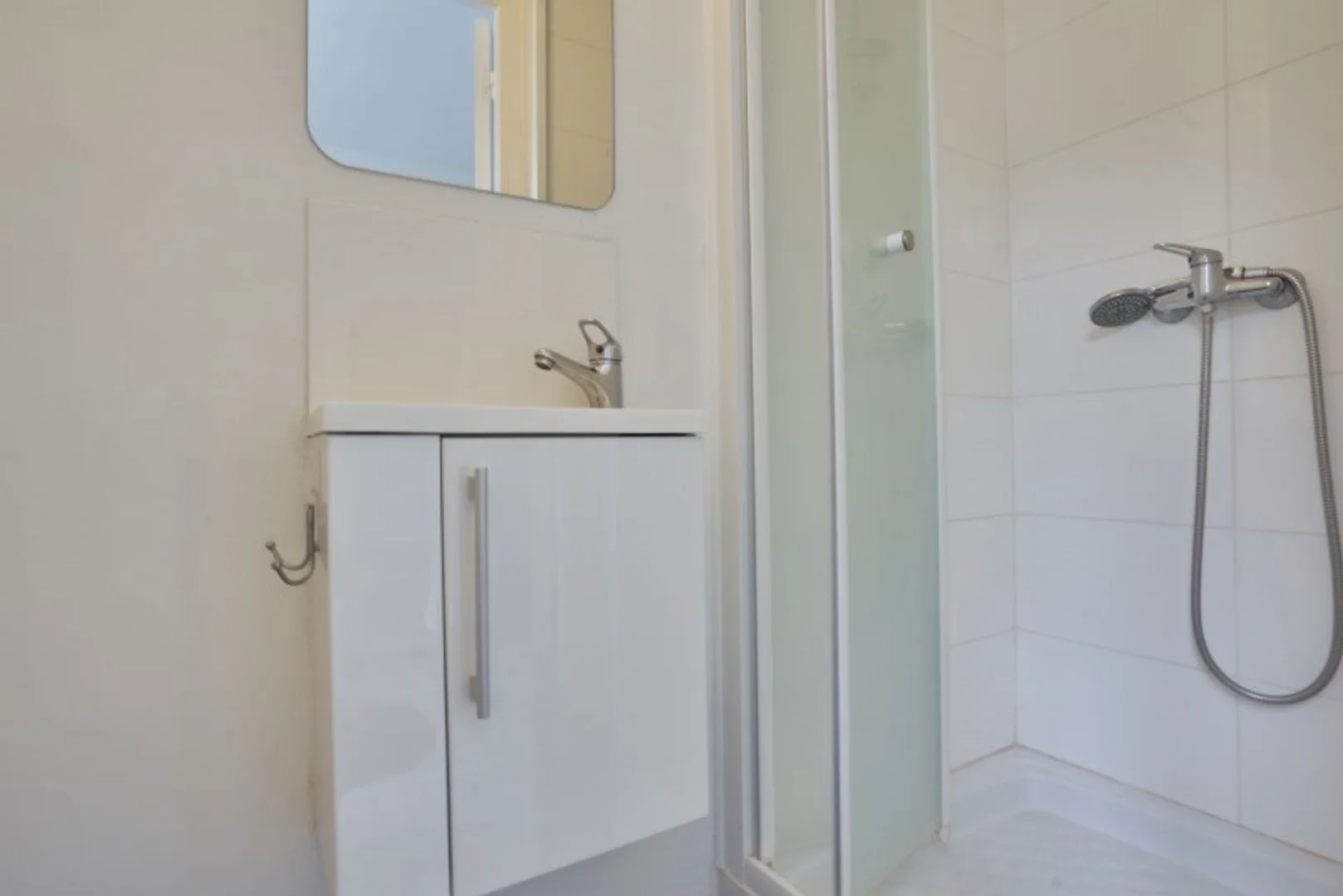Chambre d'étudiant confortable et spacieuse dans 