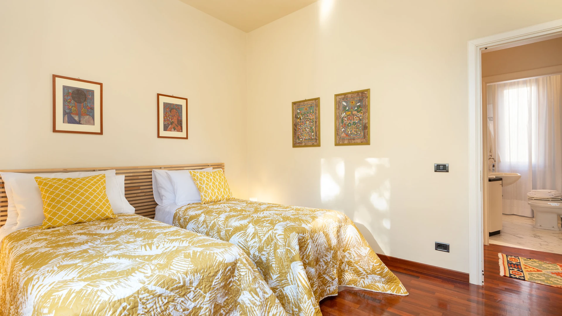 Alojamiento con 3 habitaciones en Florencia