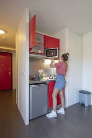 Private room in residence at Grenoble, 38100, image 9 of 19