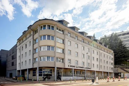 私人房间 在住宅内 在 Chambéry, 73000, 20的图像10