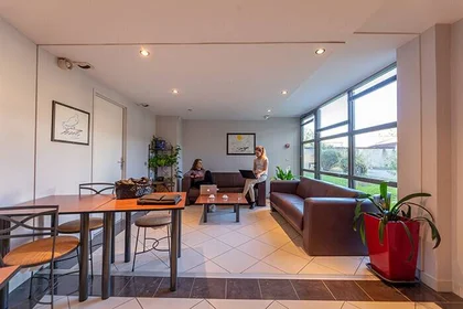Private room in residence at VALENCE, 26000, image 10 of 12