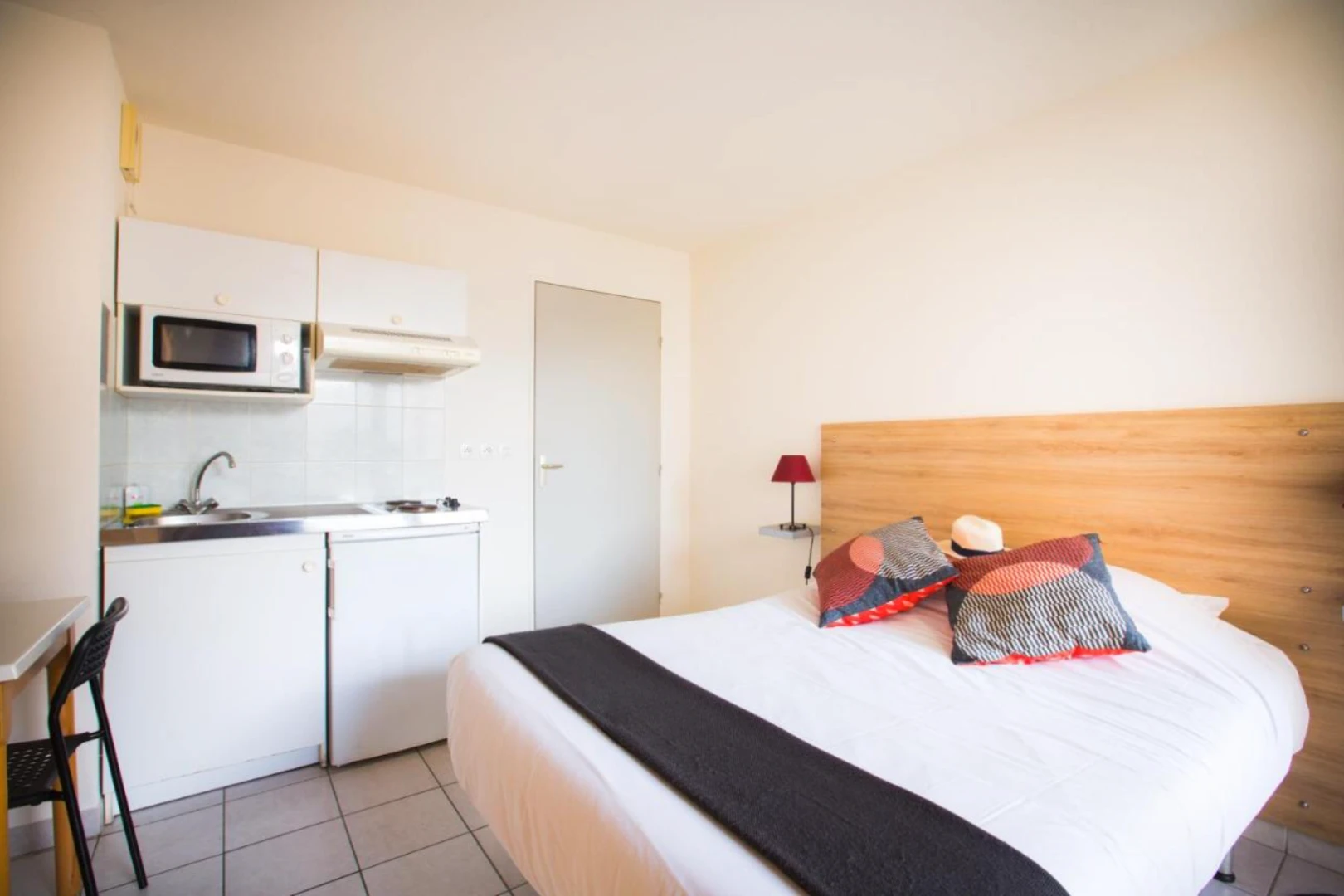 Avignon de çift kişilik yataklı kiralık oda