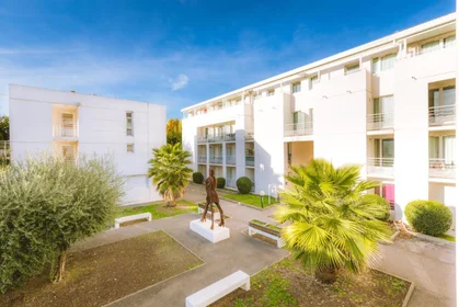 Özel oda Ikamet yerinde konumu Avignon, 84000, 8 11 görüntüsü