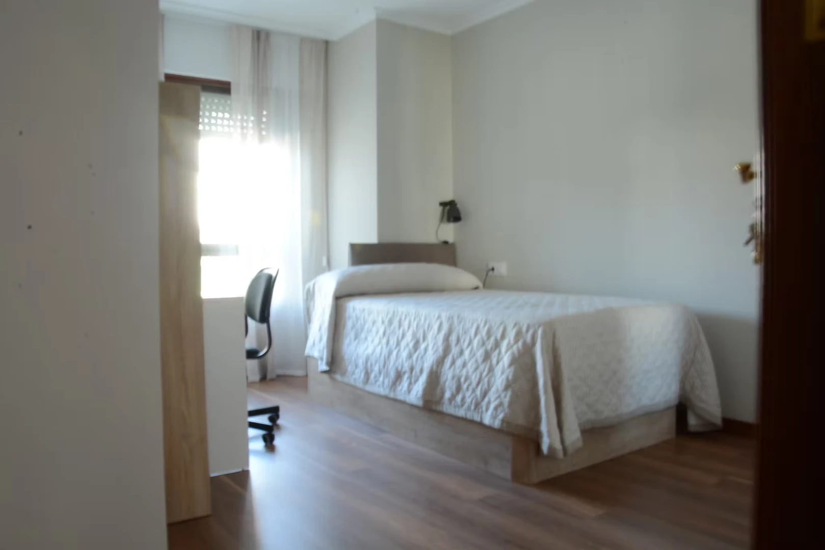 Room for rent in a shared flat in vigo