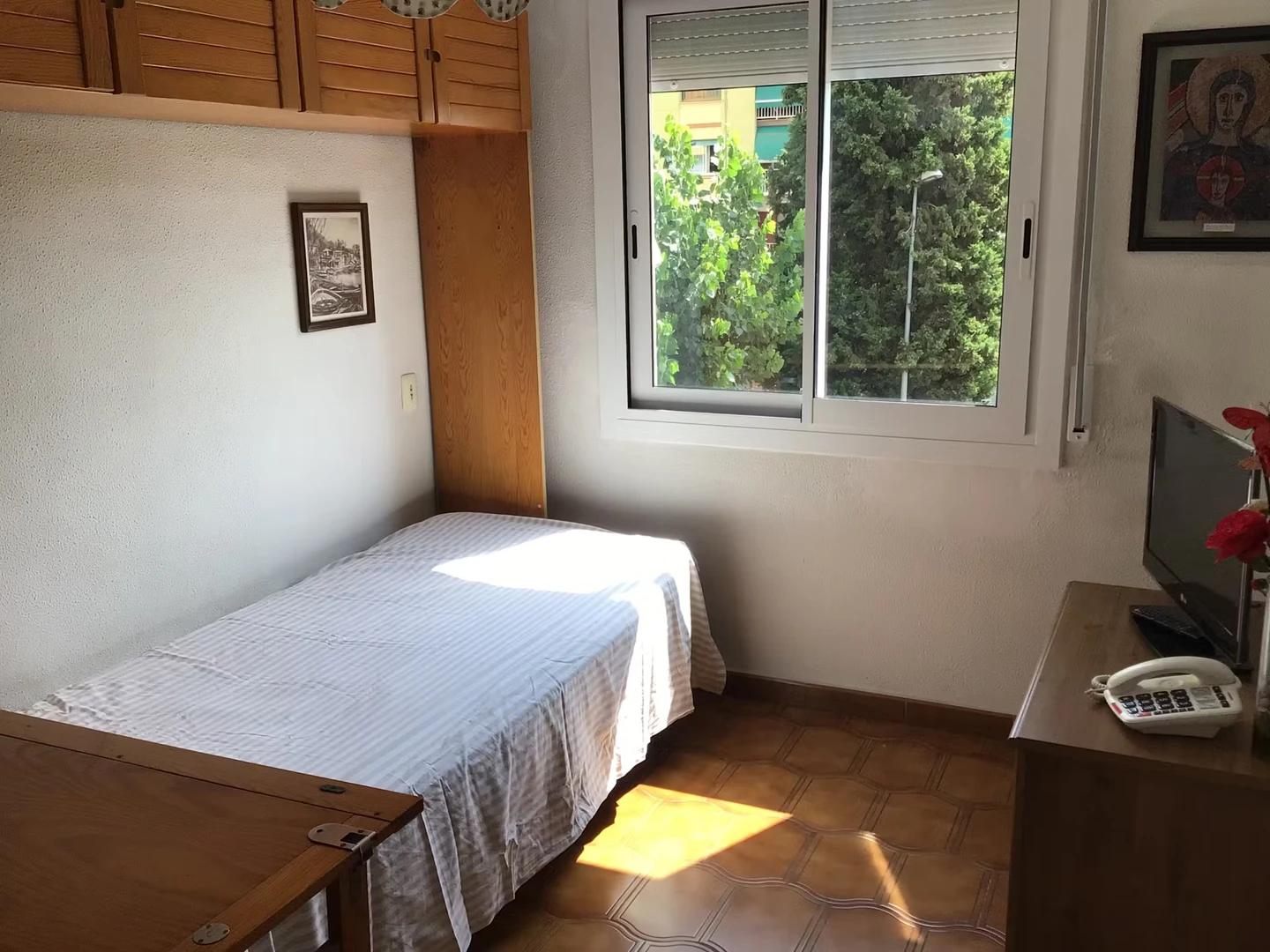 Cheap private room in Cerdanyola-del-valles