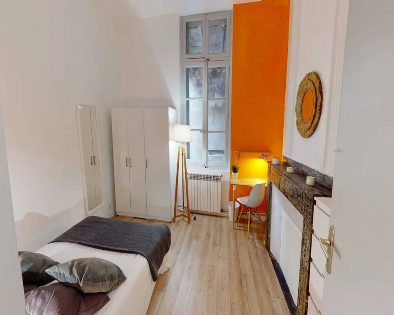 Chambre à louer dans un appartement d'étudiant à , entièrement meublée
