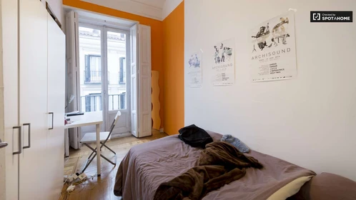 Alquiler de habitación en piso compartido en Madrid