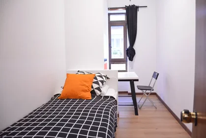 Habitación privada en Via Tigellio, Stampace, imagen 3 de 10