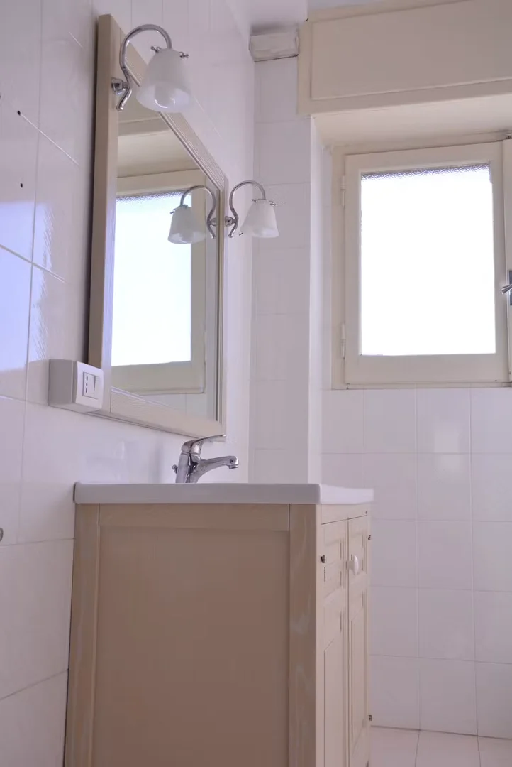 Quarto acolhedor para estudantes disponível em 