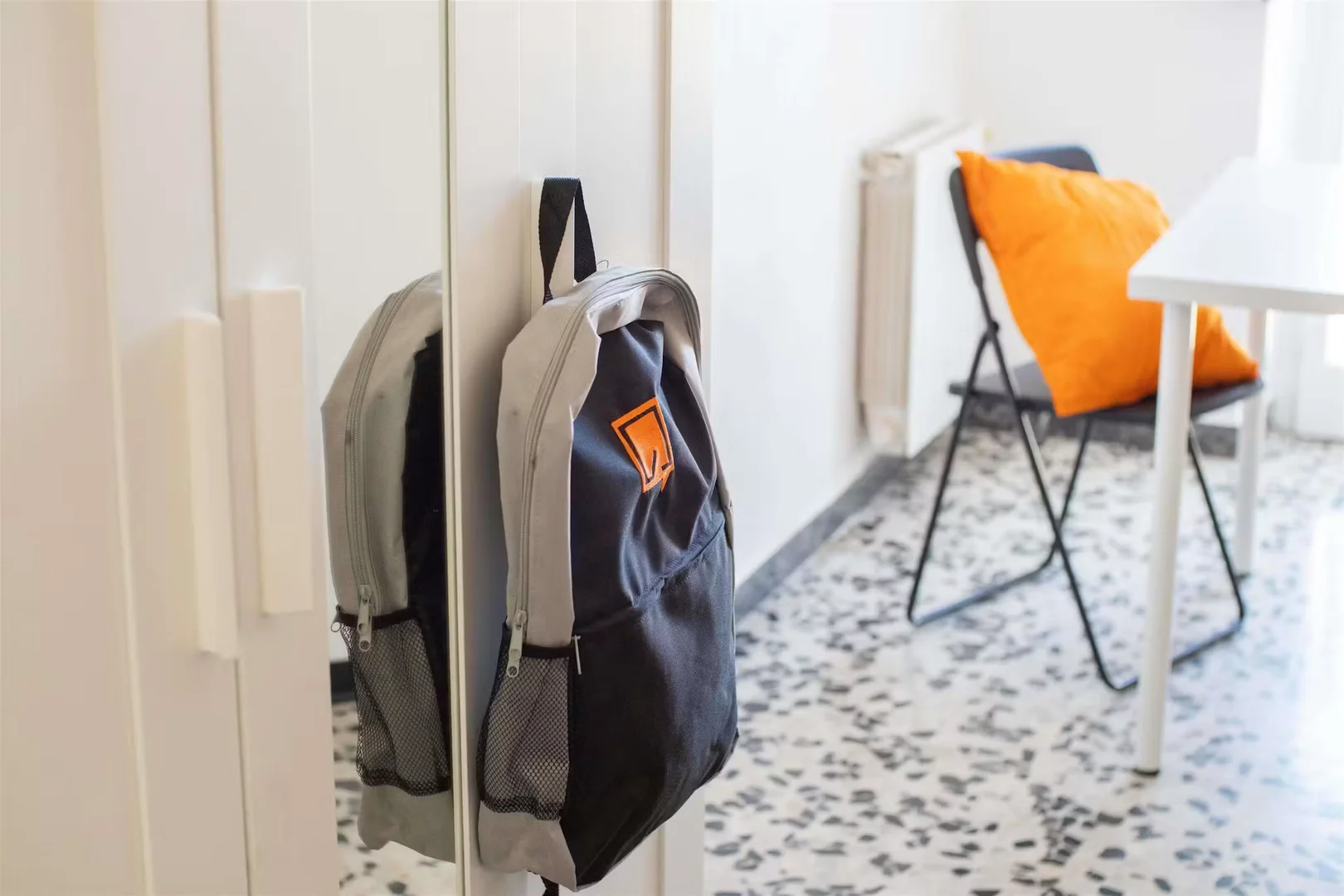 Camera per studenti in  con area studio e servizi in comune