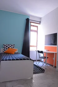 Stanza privata in Via Tigellio, Stampace, immagine 1 di 9