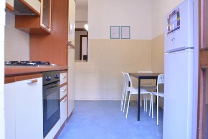 Stanza privata in Via Tigellio, Stampace, immagine 5 di 9