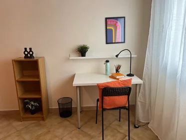 Quarto compartilhado em Via Tommaso Bianchi, , imagem 4 de 10