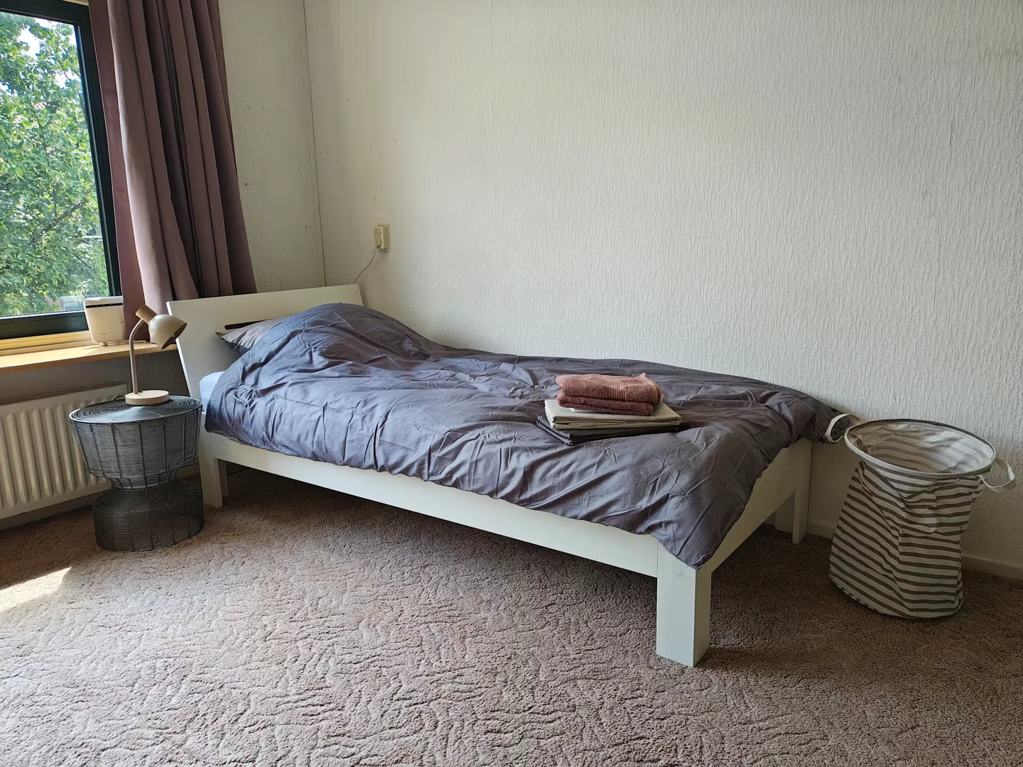 Quarto amigo do estudante em  com comodidades modernas