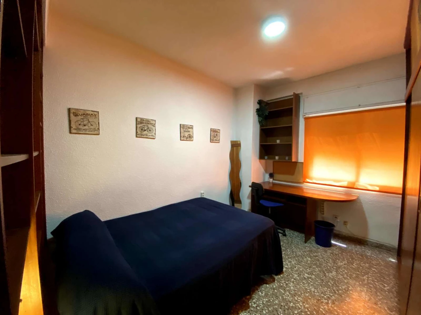 Pokój do wynajęcia z podwójnym łóżkiem w cartagena