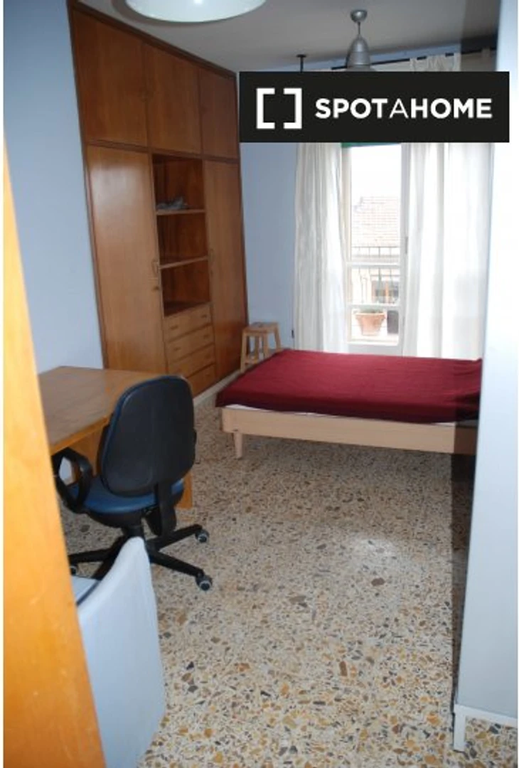 Stanza in affitto in appartamento condiviso a Perugia