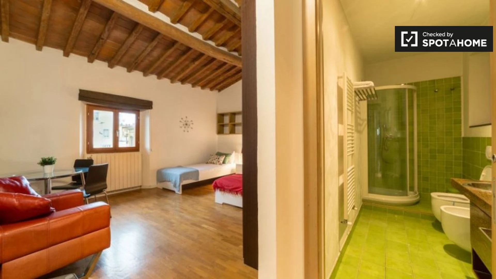 Alquiler de habitación en piso compartido en Florencia