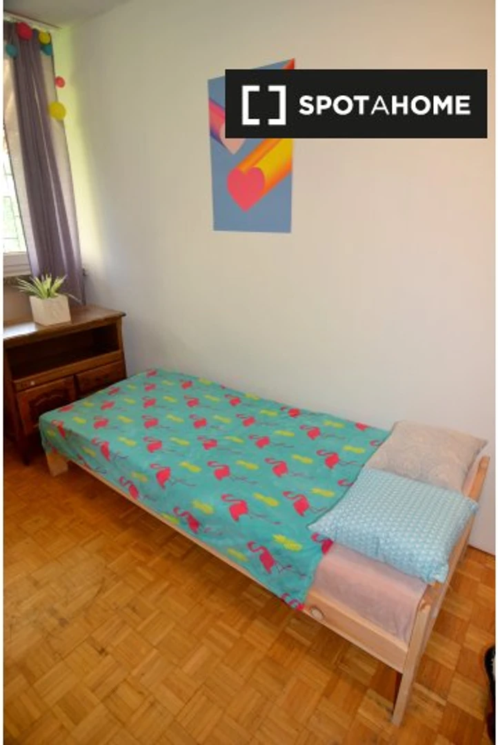 Stanza in affitto in appartamento condiviso a Varsavia