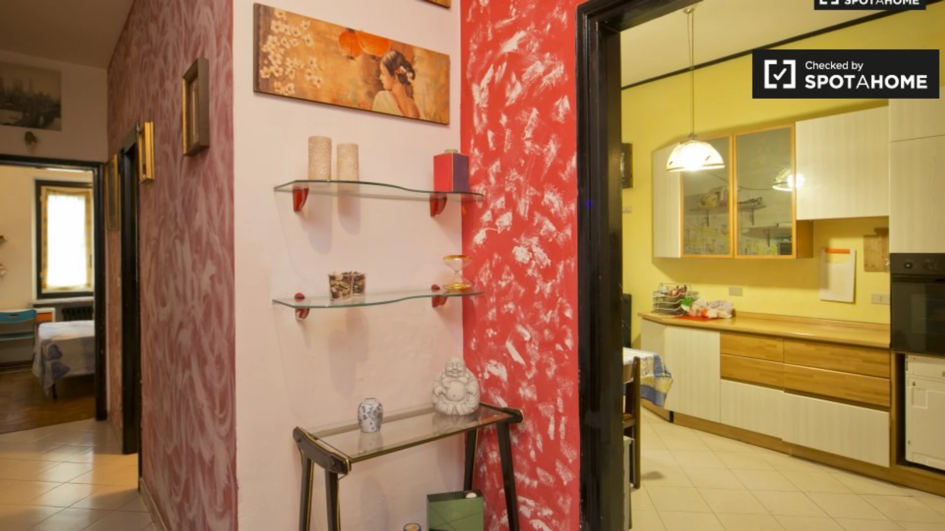 Cheap private room in Turin