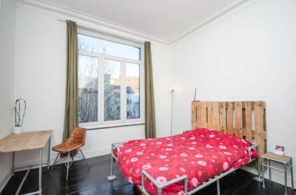 Room for rent with double bed Bruxelles-brussel