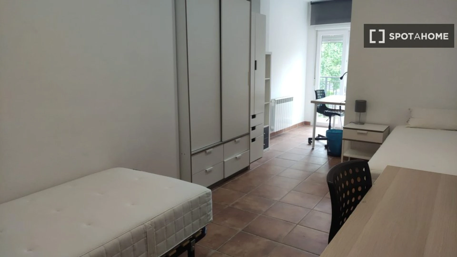 Cheap private room in Cerdanyola Del Vallès