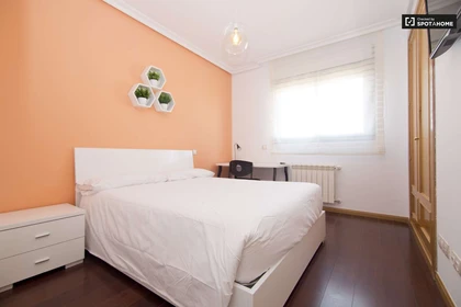 Quarto para alugar ao mês em Madrid