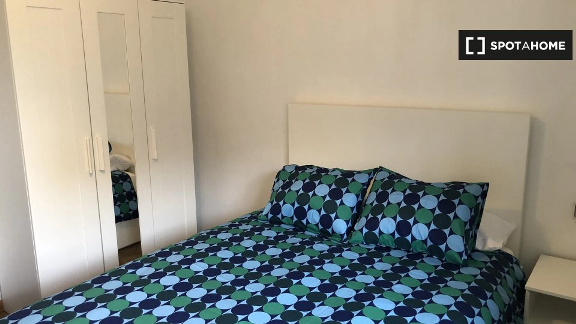 Habitación en alquiler con cama doble Oviedo
