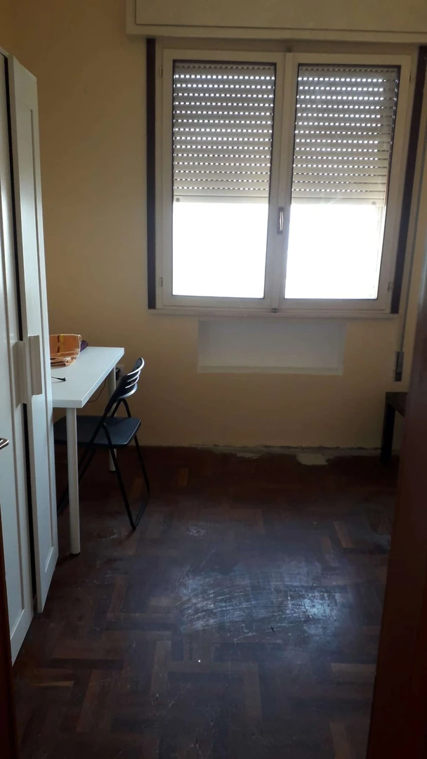 Cheap private room in padova