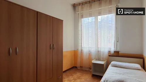 Prywatny pokój Via Gocciadoro, obraz 14 16