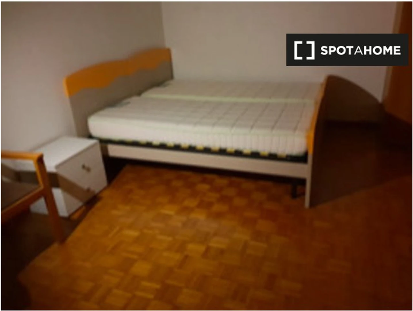 Zimmer mit Doppelbett zu vermieten Trient