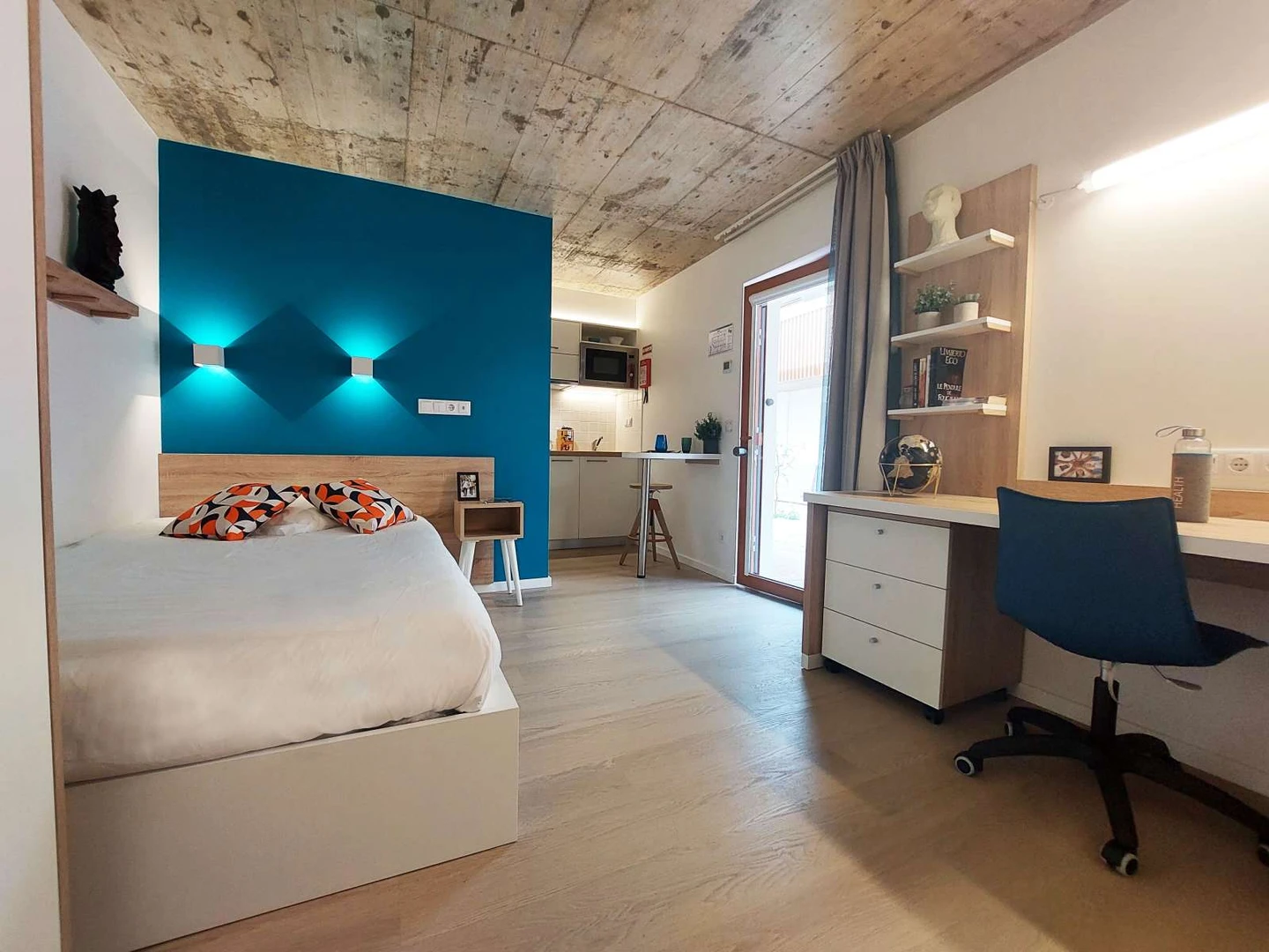 Porto de çift kişilik yataklı kiralık oda