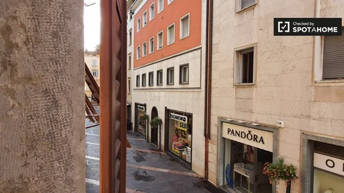 Habitación privada en Via Oriola, imagen 14 de 18
