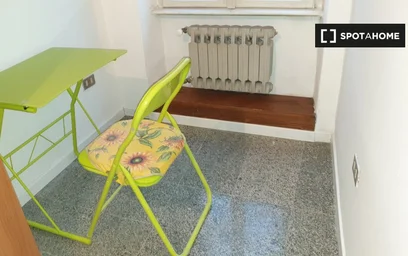 Habitación privada en Via Oriola, imagen 4 de 18