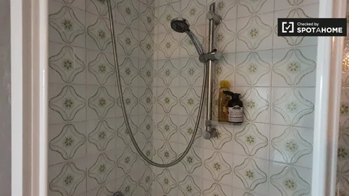 Habitación privada en Via Oriola, imagen 10 de 18
