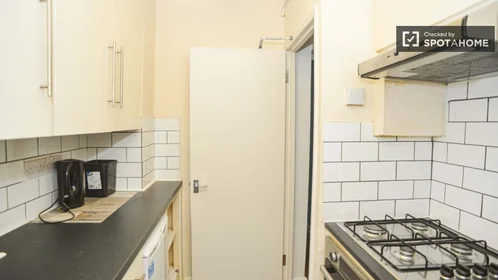 Privatzimmer in der Allerton House, bild 11 von 19