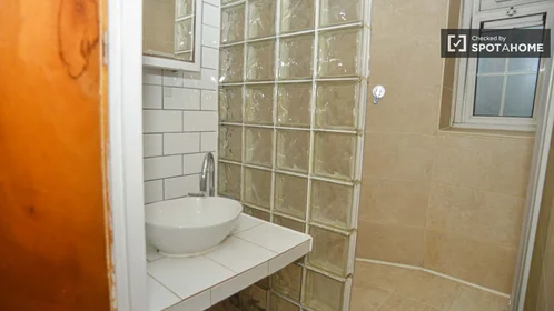 Privatzimmer in der Allerton House, bild 16 von 19