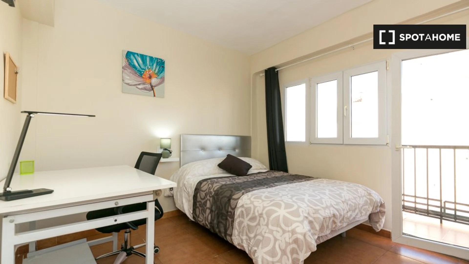 Chambre à louer dans un appartement en colocation à Granada