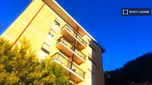 Quarto privado em Via Mogadiscio, imagem 11 de 19