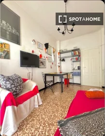 Quarto privado em Via Mogadiscio, imagem 8 de 19