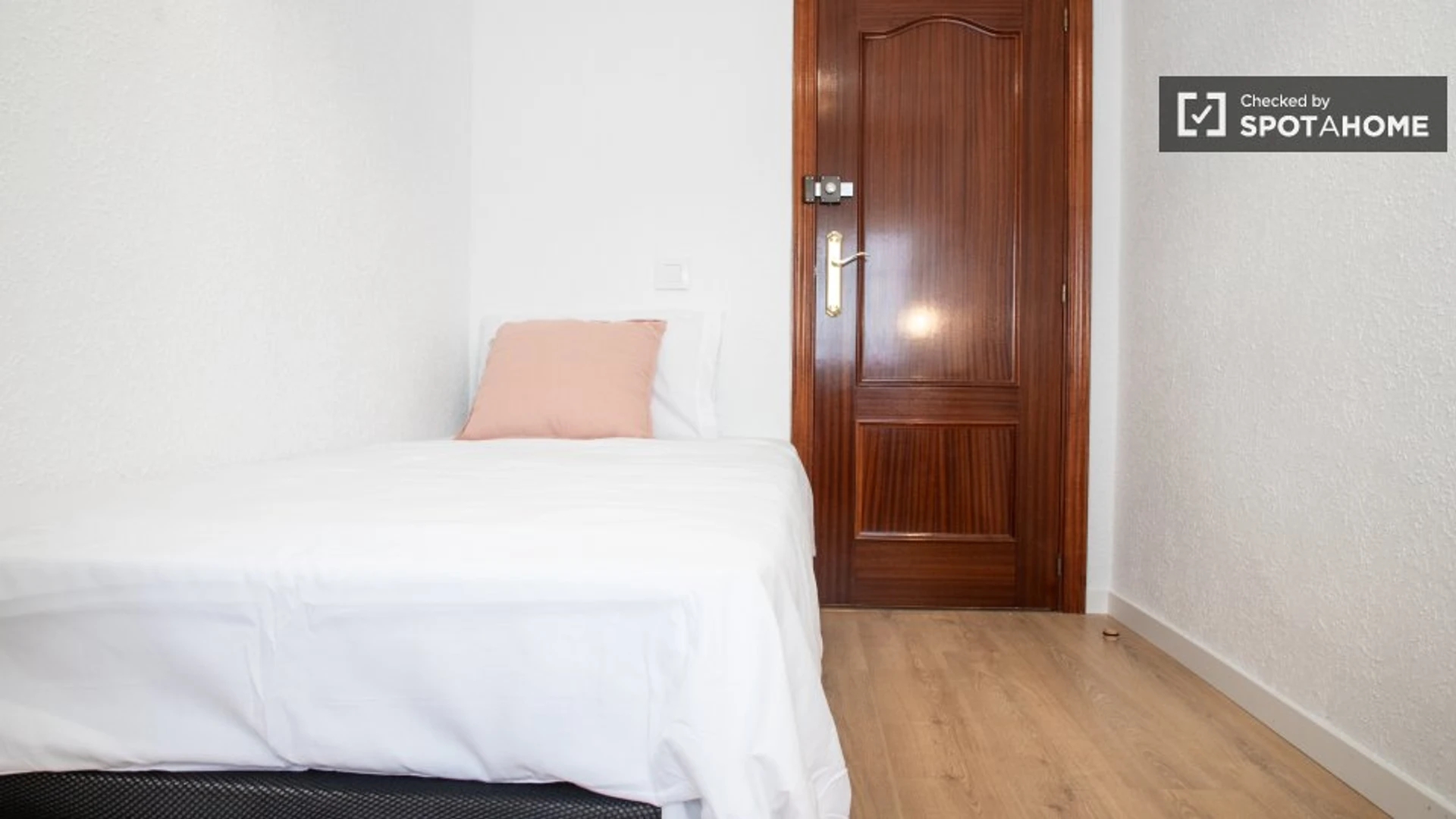 Quarto para alugar com cama de casal em Alcorcón