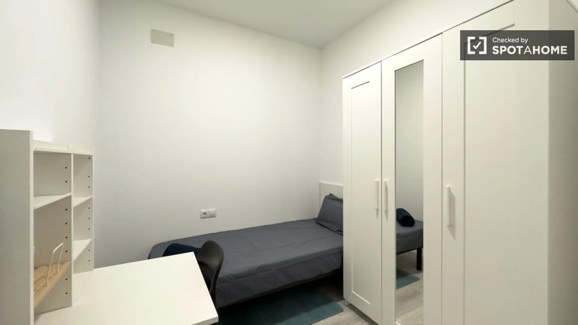 Bezahlbares Zimmer für Studenten mit ausreichender Beleuchtung in 